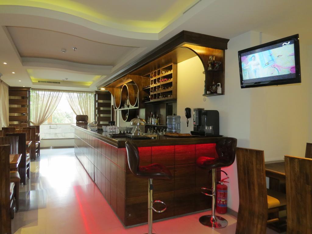 Hotel Le Noble Zouk El Kharab Zewnętrze zdjęcie